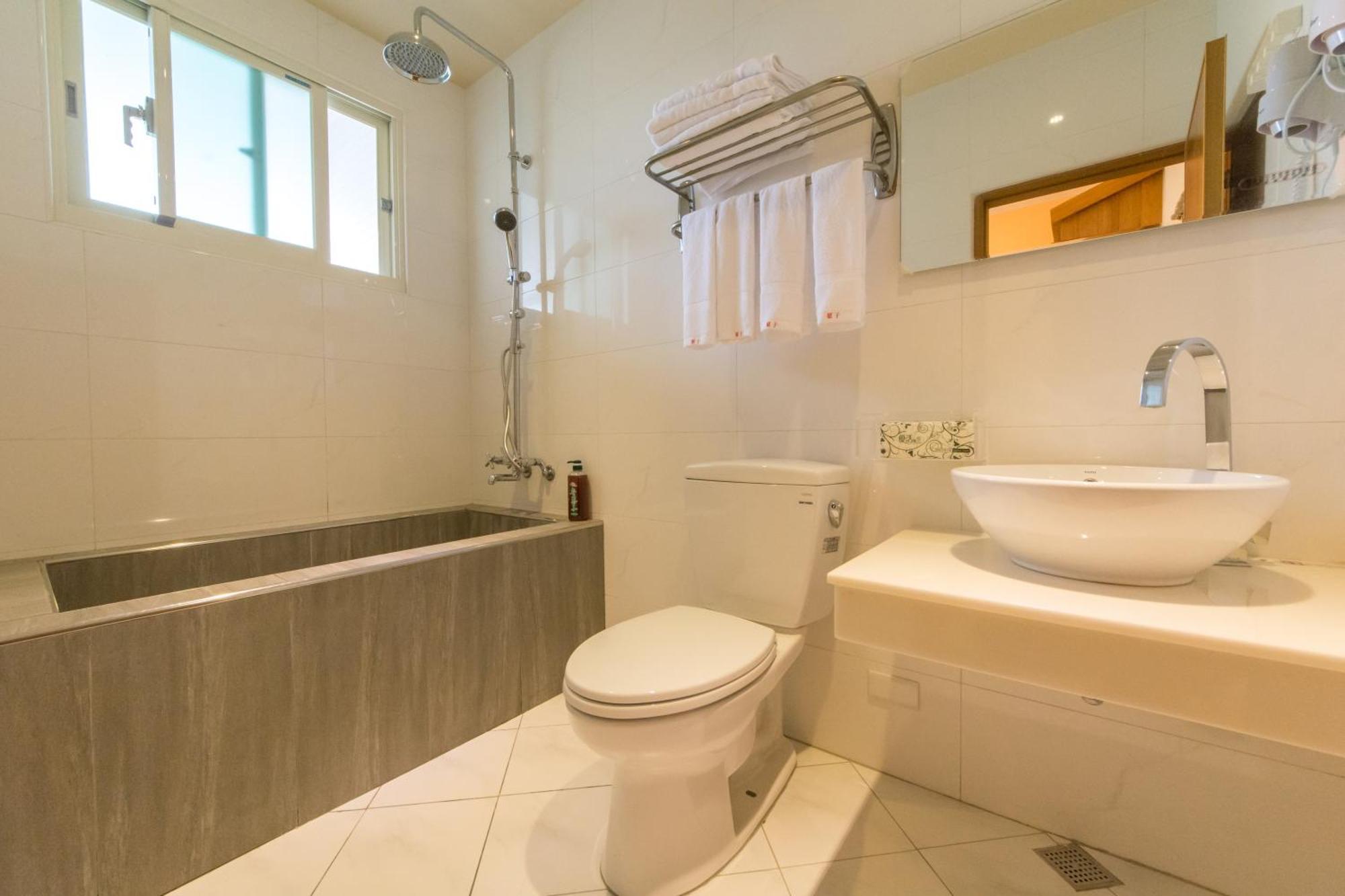 Fruit B&B Jiaoxi Εξωτερικό φωτογραφία
