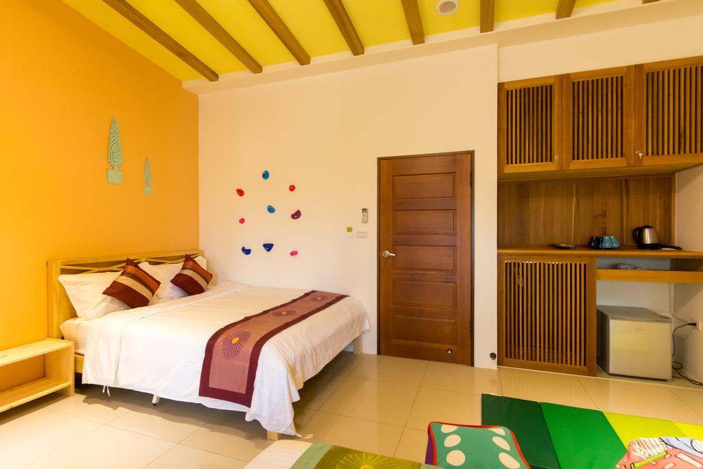 Fruit B&B Jiaoxi Εξωτερικό φωτογραφία